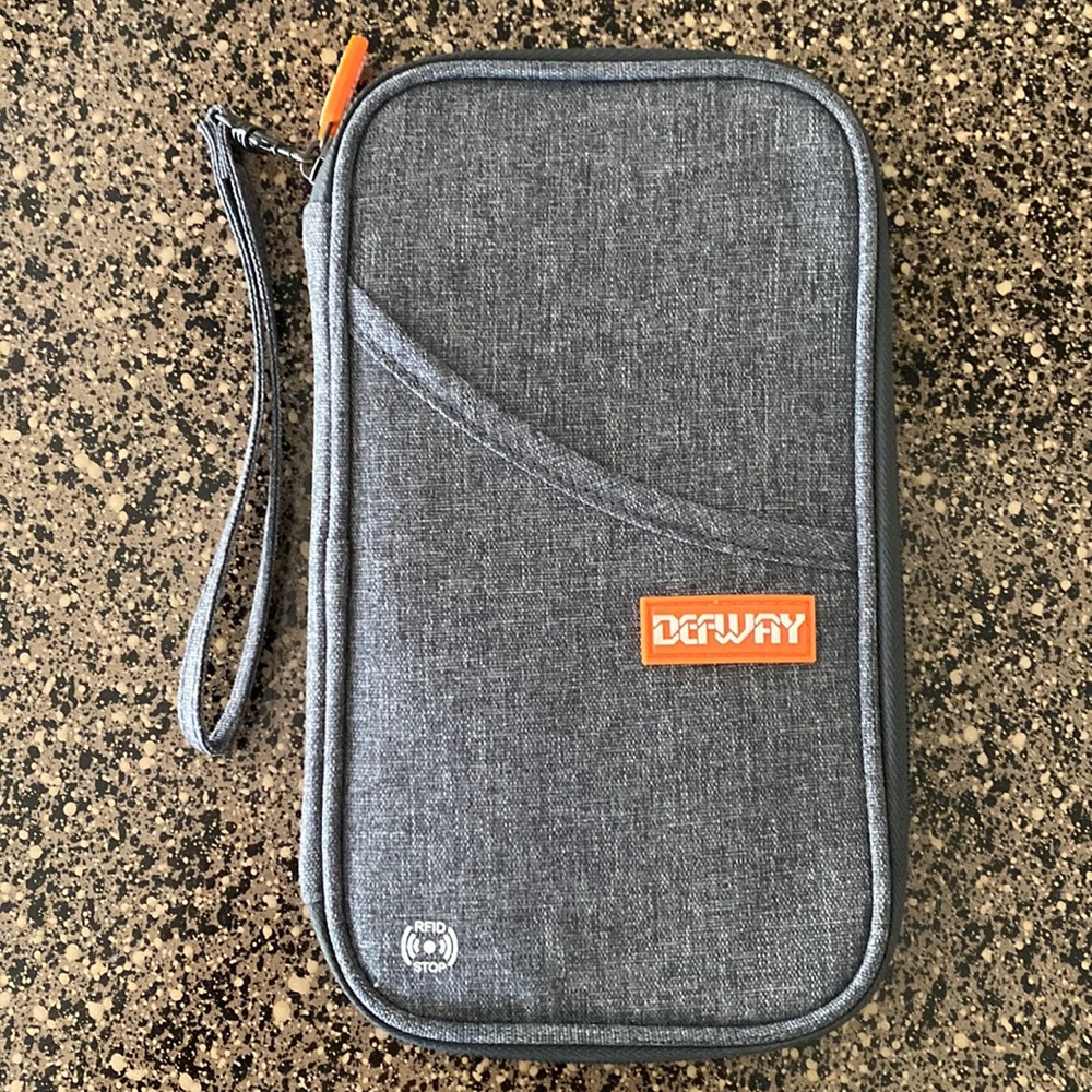 RFID travel wallet / family wallet